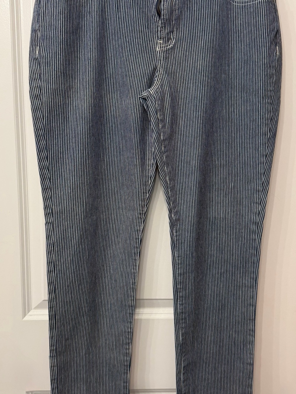 twiggy LONDON Women's Skinny Pinstripe Jeans in Blue and White